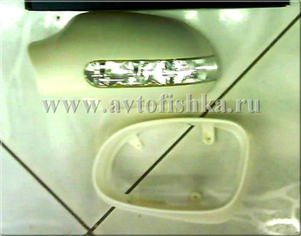 Mercedes CLK W208 (95-99) накладки на боковые зеркала со светодиодным поворотником, под окраску в цвет кузова, комплект 2 шт.