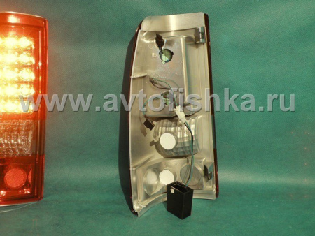 Chevrolet Silverado, GMC Sierra 03-06 фонари задние светодиодные красно-тонированные, комплект 2 шт.