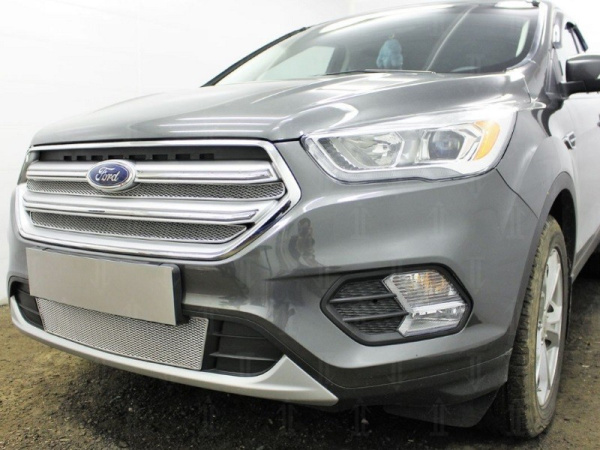 Ford Kuga (17–) Защита радиатора Premium, хром, верх (2 части)
