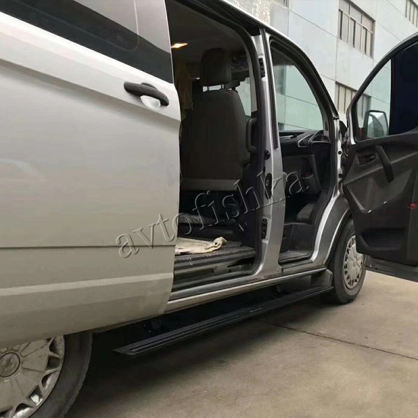 Ford Transit (17-21) штатные выезжающие электропороги автоматические