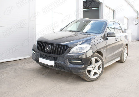 Mercedes-Benz M-Klasse W166 2011 - 2015 Решетка радиатора AMG GT черная