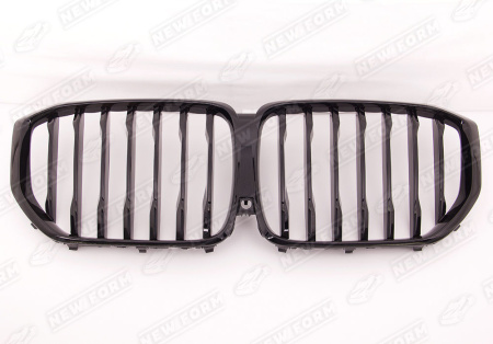 BMW X5 G05 2018 - 2023 Решетка радиатора штатная