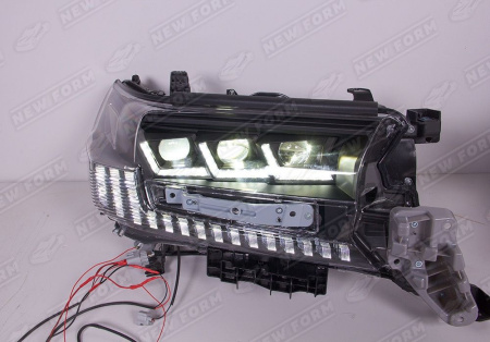 Toyota Land Cruiser LC 200 (2 рестайлинг) 2015 - н.в. Передние фары Navigator