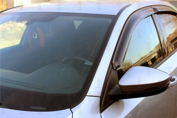 Skoda Octavia (13–) Дефлектор лобового стекла