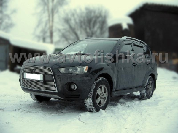 Mitsubishi Outlander XL (10-) накладка на решетку радиатора верхняя часть