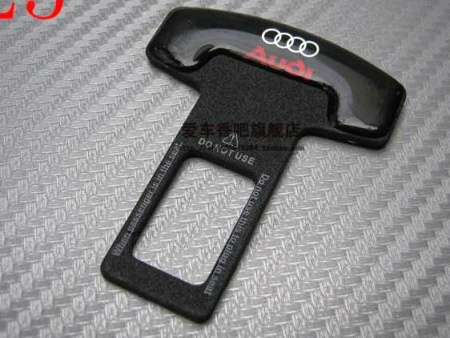 Вставка в замок ремня безопасности с логотипом Audi, лакированная