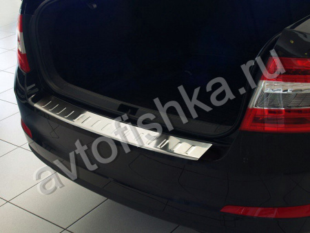 Skoda Octavia седан (2012-) накладка на задний бампер из полированной нержавеющей стали