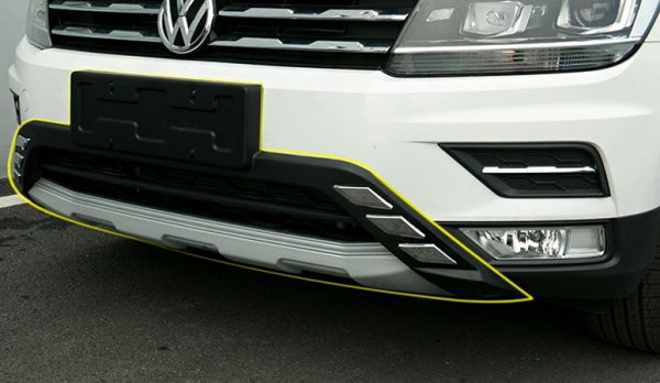 Volkswagen Tiguan (17–) Накладка на передний бампер (пластик)