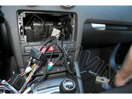 Audi A3 (03-10) штатная магнитола