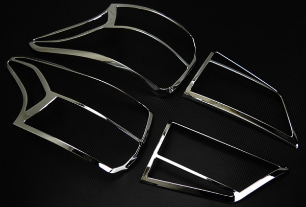 Mitsubishi Outlander (15–) Накладки на задние фонари, хром