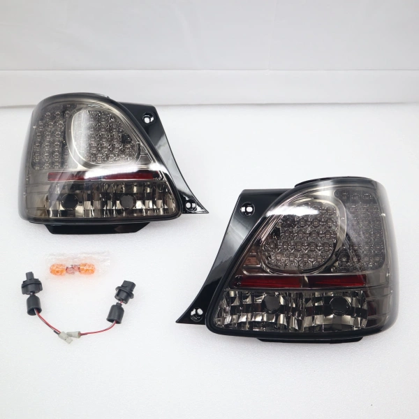 Lexus GS300, GS430 (97-04) фонари задние черные, дизайн под светодиоды, комплект лев.+прав.
