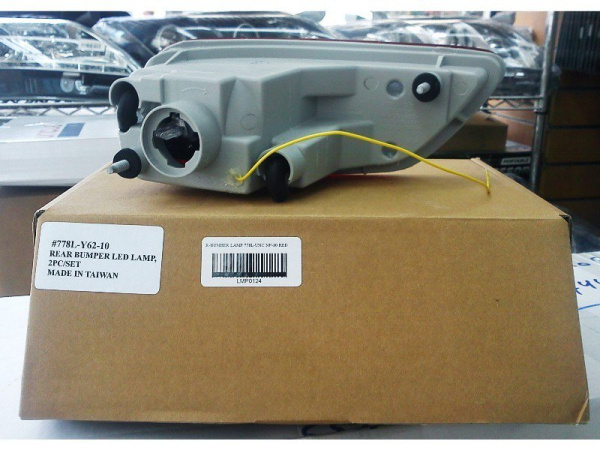 Nissan Patrol Y62 (10-18) красные светодиодные фонари заднего бампера, в комплекте 2 шт.