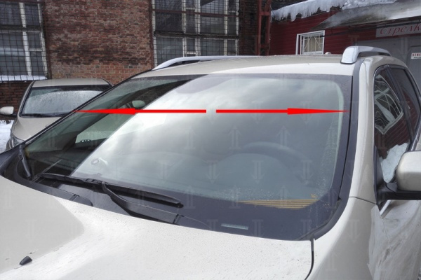 Jeep Cherokee (14–) Дефлектор лобового стекла