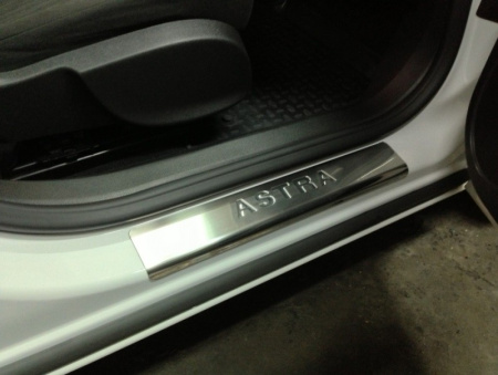 Opel Astra (10–15) Накладки на пороги, нерж., 4 части (хэтчбек5D/седан/SW)