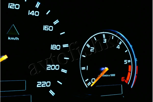 Mercedes W210 E (95 - 03) светодиодные шкалы (циферблаты) на панель приборов - дизайн 1