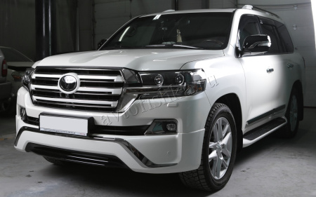 Toyota Land Cruiser (15–) Комплект накладок переднего и заднего бамперов EXECUTIVE. Цвет: белый перламутр